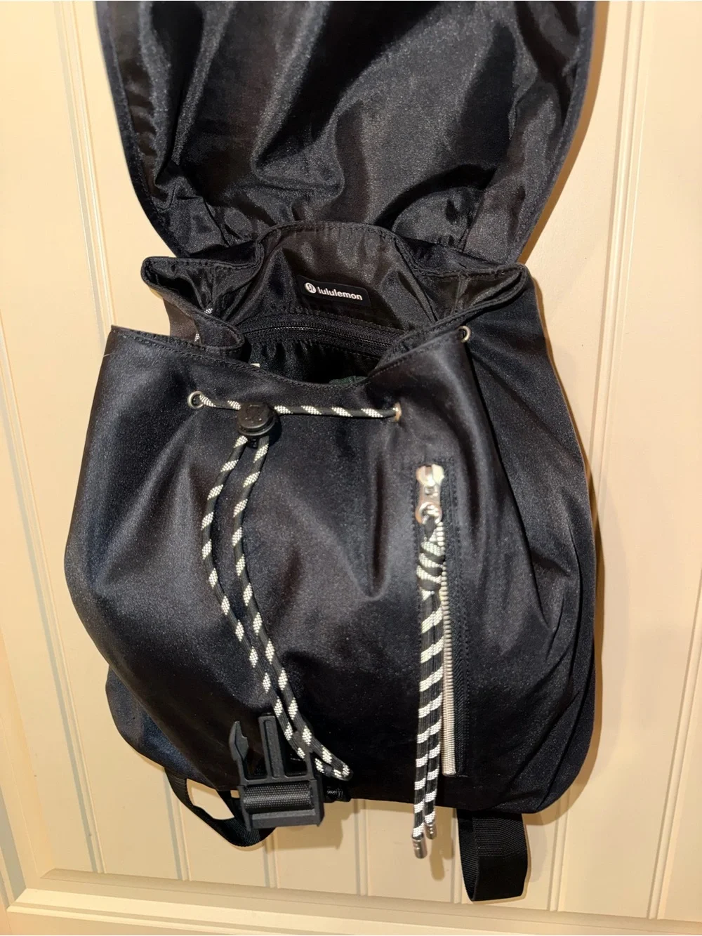Lululemon Nylon Drawstring Bucket Backpack 10L Black